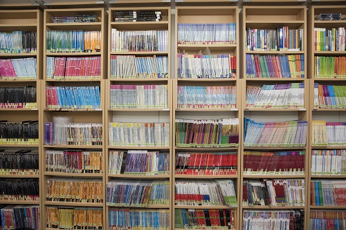 五感をフルに使って英語を楽しむ!英語を英語のまま理解し、 積極的なアウトプットを促すネイティブパートの授業 ≪中1編≫ (1)